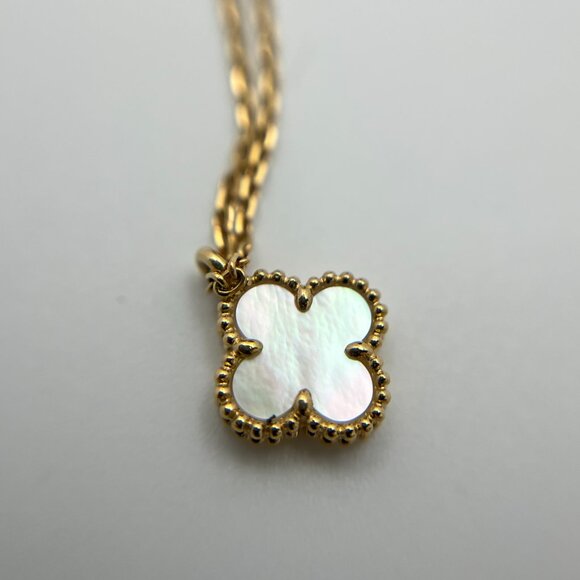 Van Cleef & Arpels Jewelry - Authentic Van Cleef & Arpels Sweet Alhambra White MOP Pendant 18K YG – Full Set